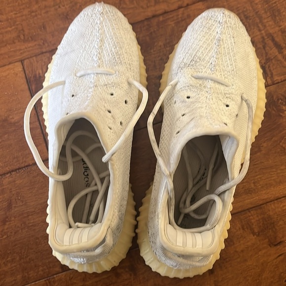 YeezyBOOST 350 V2 Cream White